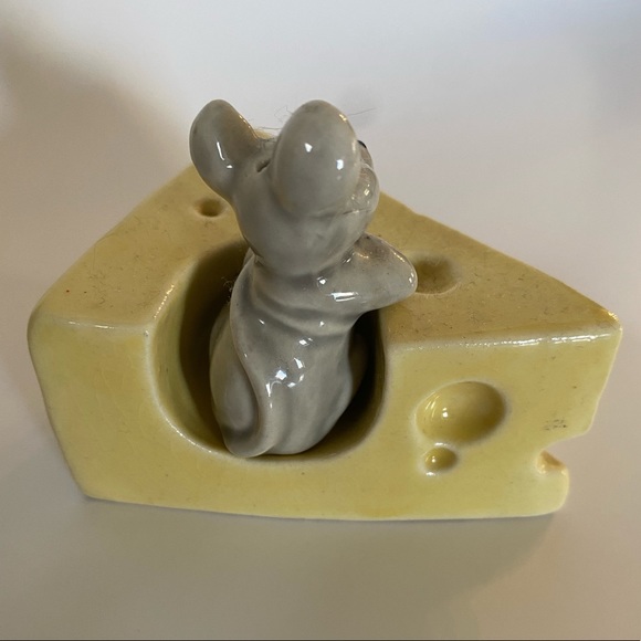 . - Picture 10 of 13